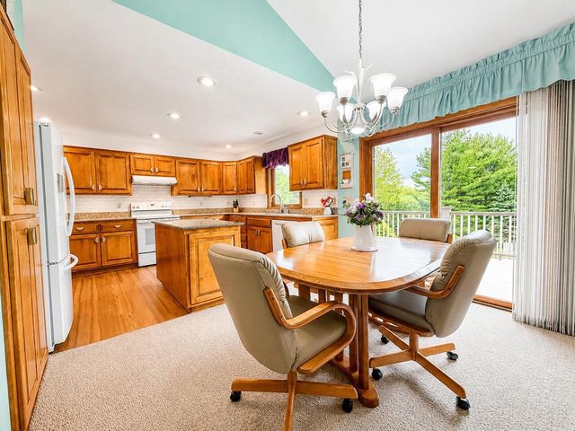 N53W27843 Hanover Hill ROAD, Sussex, WI 53089