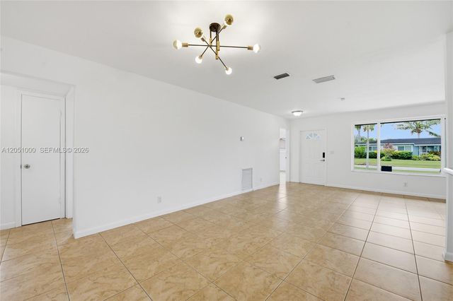 2901 Cleveland St, Hollywood, FL 33020