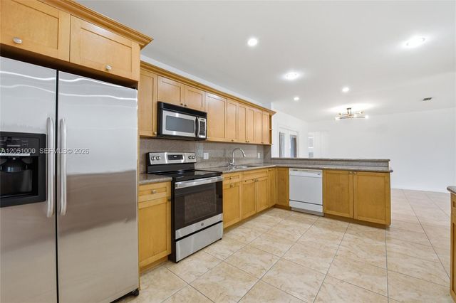 2901 Cleveland St, Hollywood, FL 33020