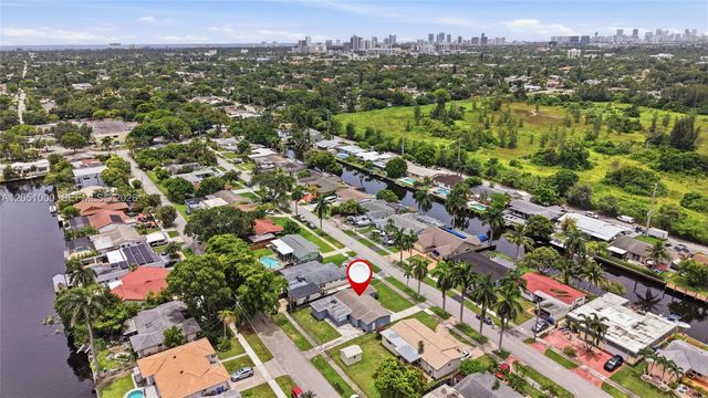 2901 Cleveland St, Hollywood, FL 33020