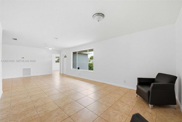 2901 Cleveland St, Hollywood, FL 33020