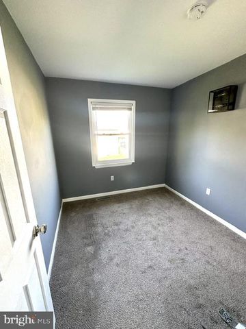 326 BRANDON DR, Bear, DE 19701