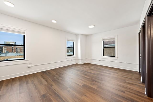 1233 Chicago Avenue 8, Evanston, IL 60202