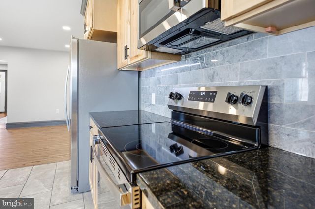 11 BRISTOL AVE, Luray, VA 22835