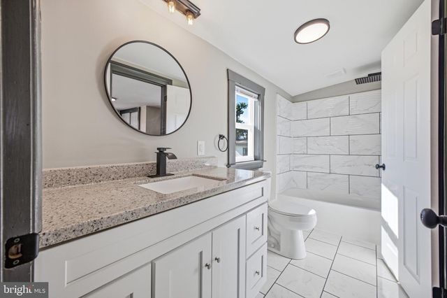 11 BRISTOL AVE, Luray, VA 22835