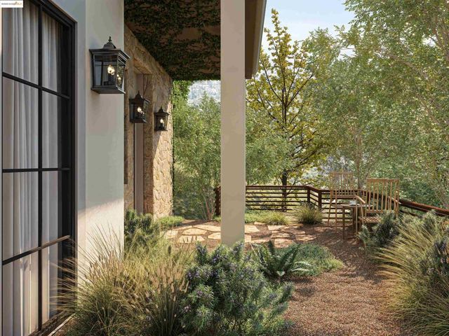 0 Girvin Dr, Oakland, CA 94603