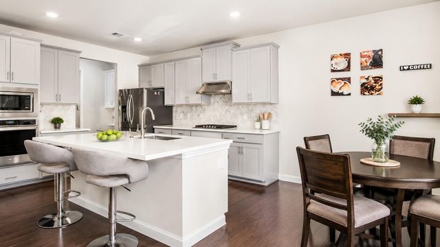 4411 Woodridge Drive, Manvel, TX 77578