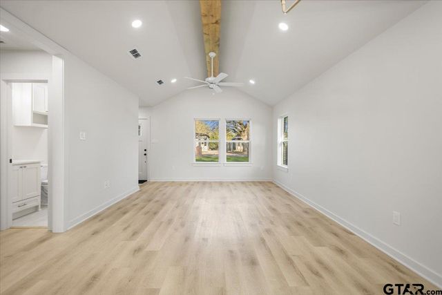 919 Duckenfield Ave, Tyler, TX 75701