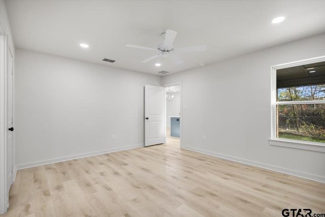 919 Duckenfield Ave, Tyler, TX 75701