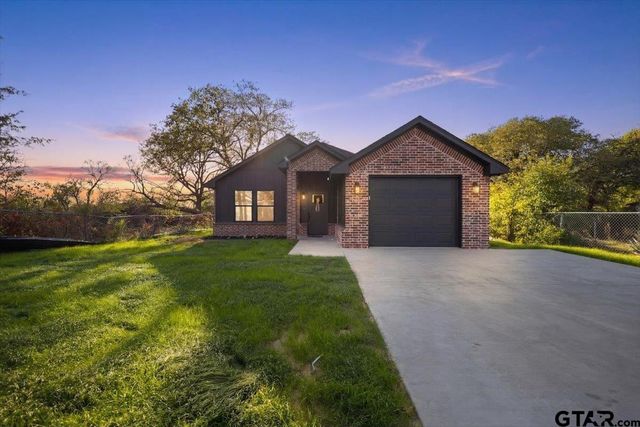 919 Duckenfield Ave, Tyler, TX 75701