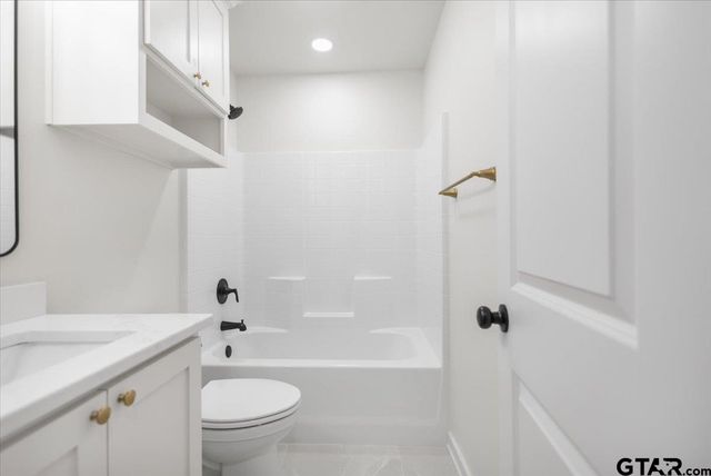 919 Duckenfield Ave, Tyler, TX 75701