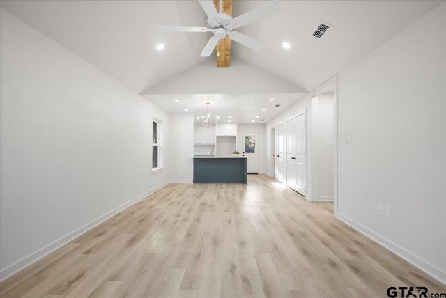 919 Duckenfield Ave, Tyler, TX 75701