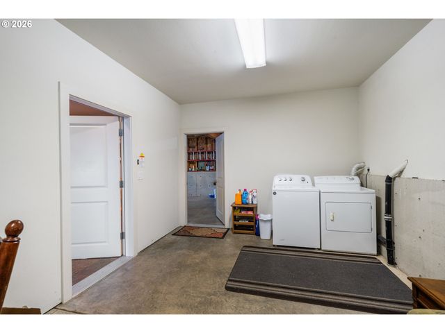 175 CRESCENT St, Oceanside, OR 97134