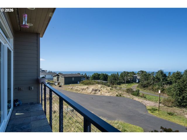 175 CRESCENT St, Oceanside, OR 97134
