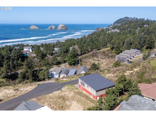 175 CRESCENT St, Oceanside, OR 97134