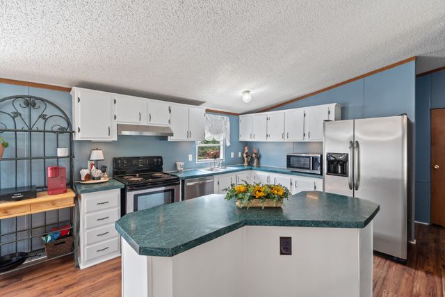 1147 Tonya Trl, Cumberland Furnace, TN 37051