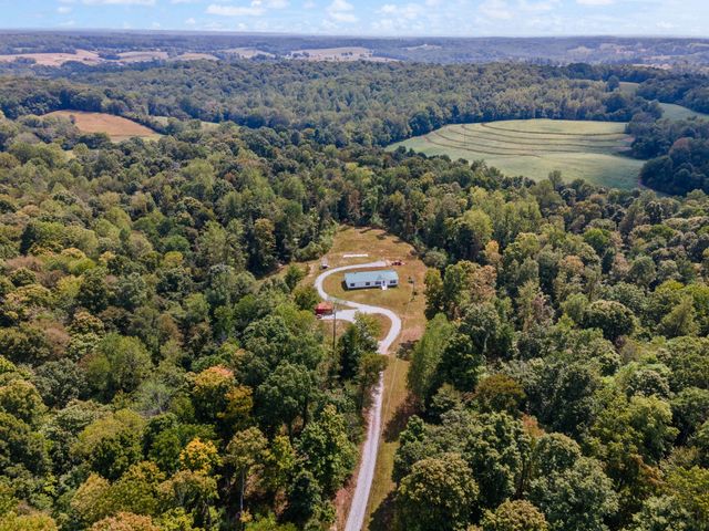 1147 Tonya Trl, Cumberland Furnace, TN 37051