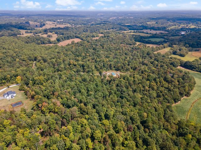 1147 Tonya Trl, Cumberland Furnace, TN 37051