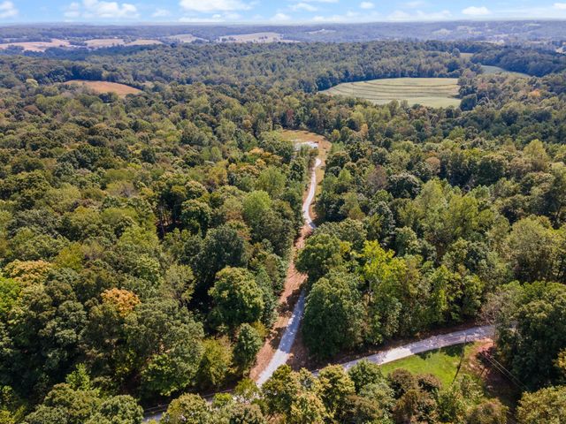 1147 Tonya Trl, Cumberland Furnace, TN 37051