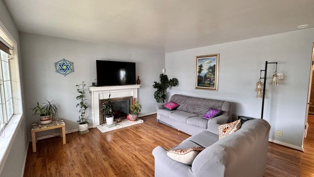 226 Longford Drive, South San Francisco, CA 94080