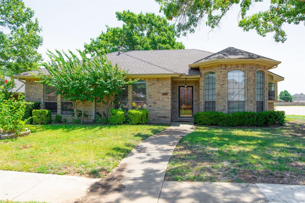 1119 Tahlequah Trail, Carrollton, TX 75007