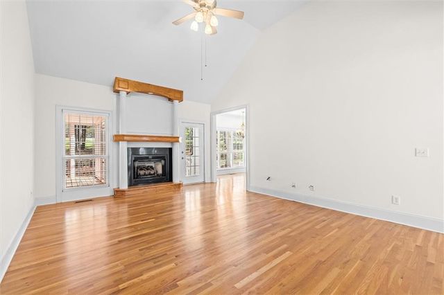 1030 Lakeview Pkwy, Villa Rica, GA 30180