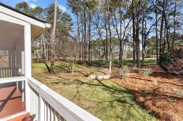 1030 Lakeview Pkwy, Villa Rica, GA 30180