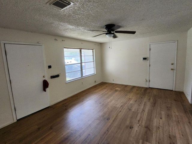 5535 Flamingo Drive, Houston, TX 77033