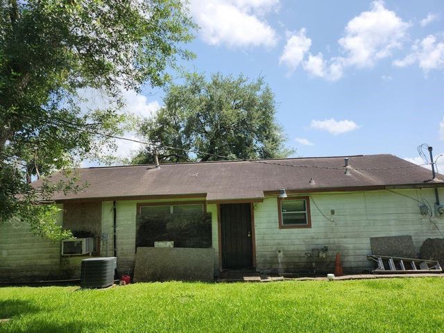 5535 Flamingo Drive, Houston, TX 77033