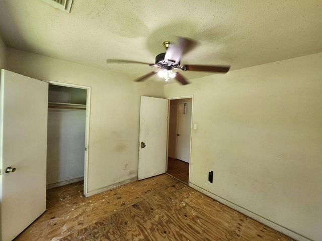 5535 Flamingo Drive, Houston, TX 77033