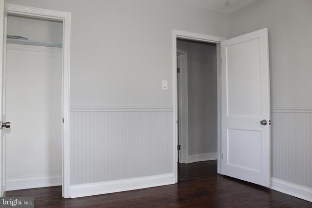 7 CEDAR DR, Glen Burnie, MD 21060