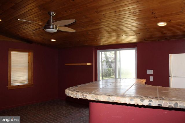 7 CEDAR DR, Glen Burnie, MD 21060