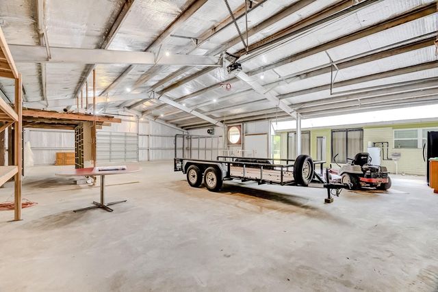 10995 Bonwell Loop, Kountze, TX 77625