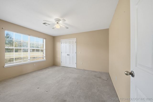 1 W 204th Street, Haskell, OK 74436