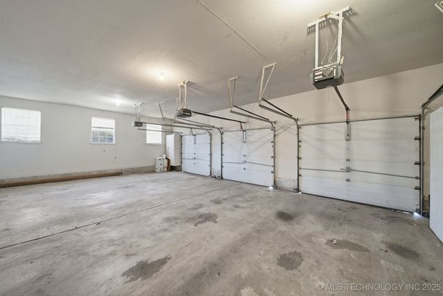 1 W 204th Street, Haskell, OK 74436