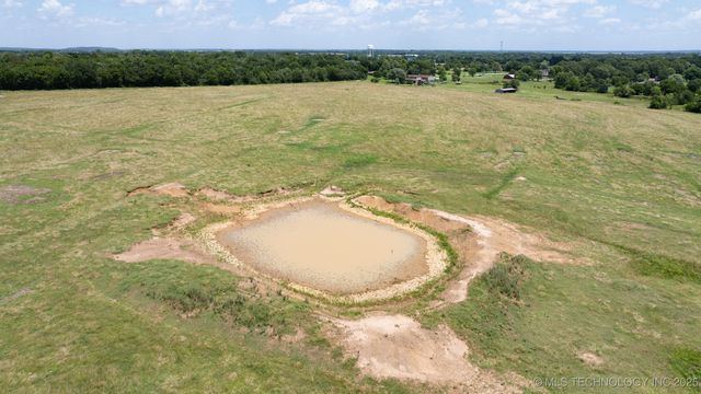 1 W 204th Street, Haskell, OK 74436