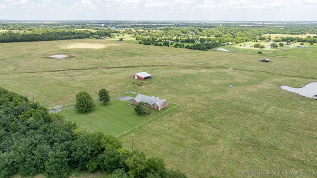 1 W 204th Street, Haskell, OK 74436