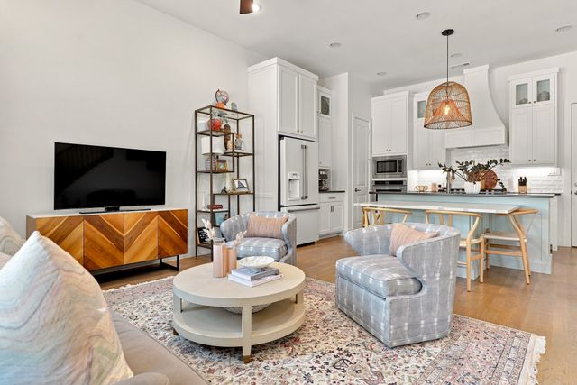 1137 Manderly Court, Dallas, TX 75204