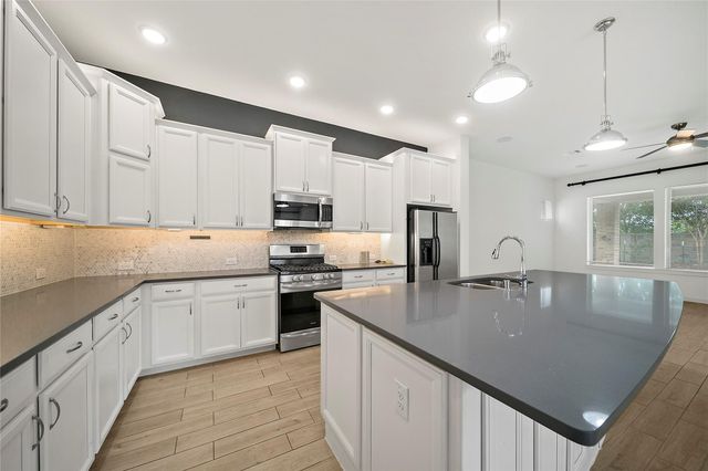 2414 Sandhill Crest Lane, Brookshire, TX 77423