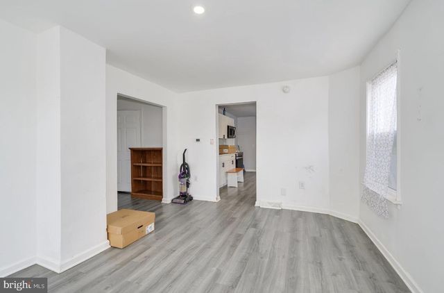 529 W RACE ST, Martinsburg, WV 25401