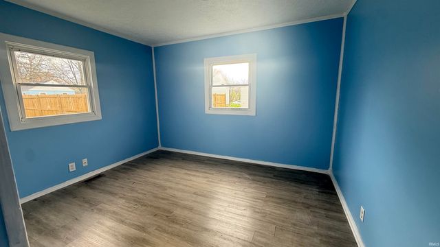 1026 Mckinnie Avenue, Fort Wayne, IN 46806