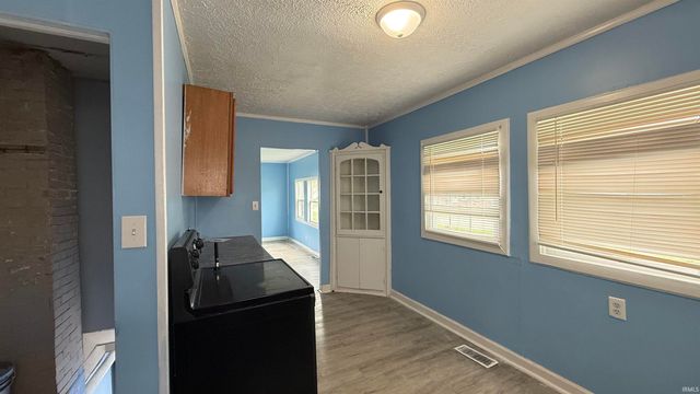 1026 Mckinnie Avenue, Fort Wayne, IN 46806