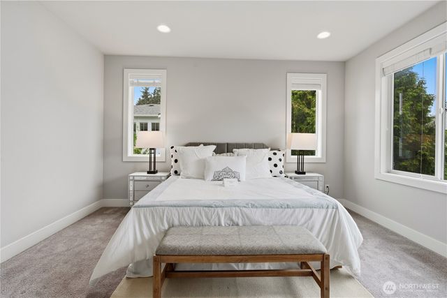 8215 NE 126th Drive, Kirkland, WA 98034