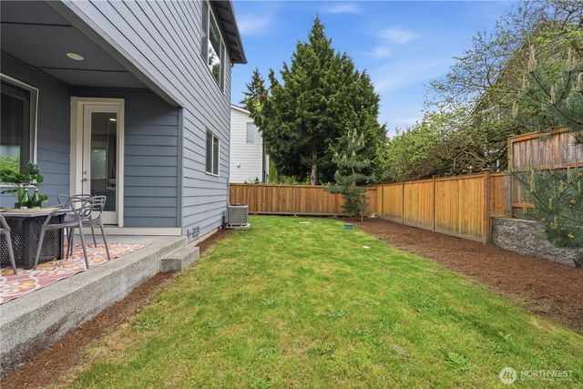 8215 NE 126th Drive, Kirkland, WA 98034
