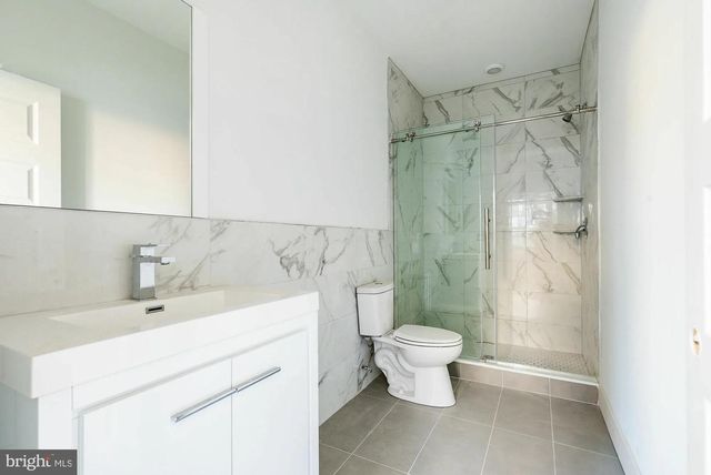 809 DIAMOND ST, Philadelphia, PA 19122