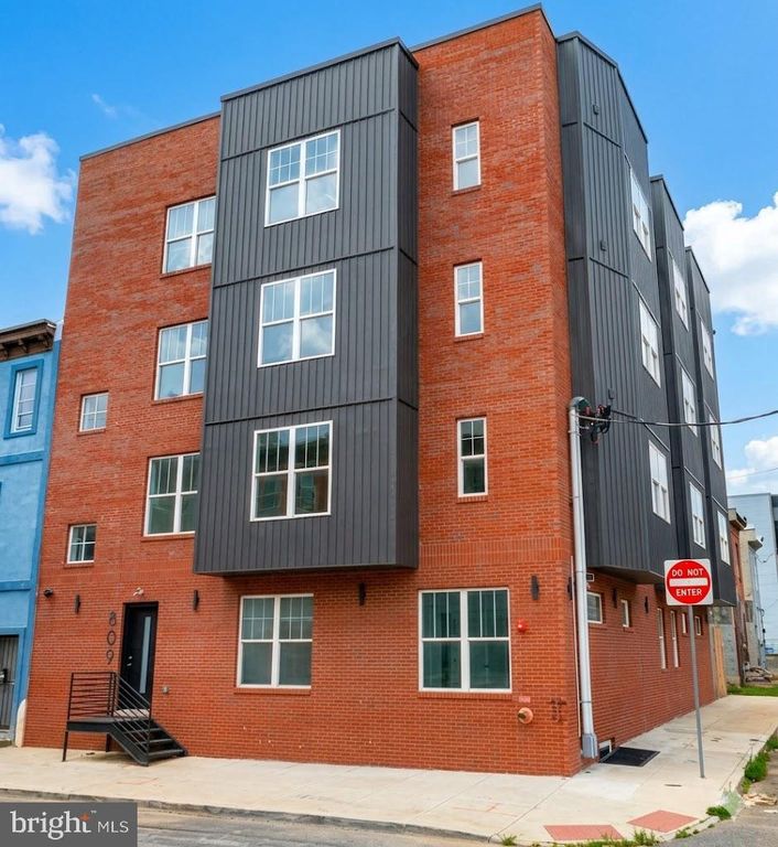 809 DIAMOND ST, Philadelphia, PA 19122