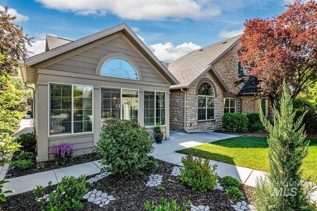 1520 N Mckinney Ln, Boise, ID 83704