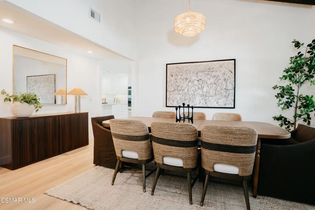 1884 Calle Salto, Thousand Oaks, CA 91360