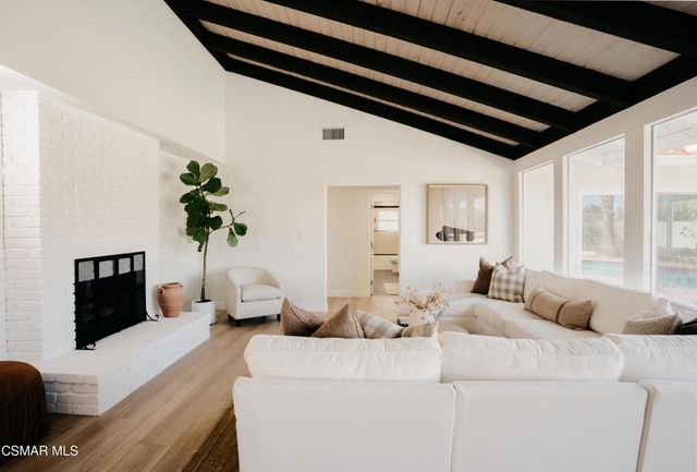 1884 Calle Salto, Thousand Oaks, CA 91360