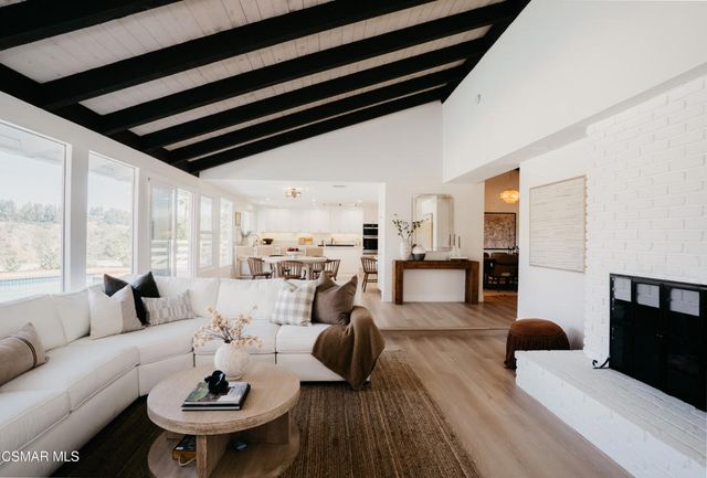 1884 Calle Salto, Thousand Oaks, CA 91360